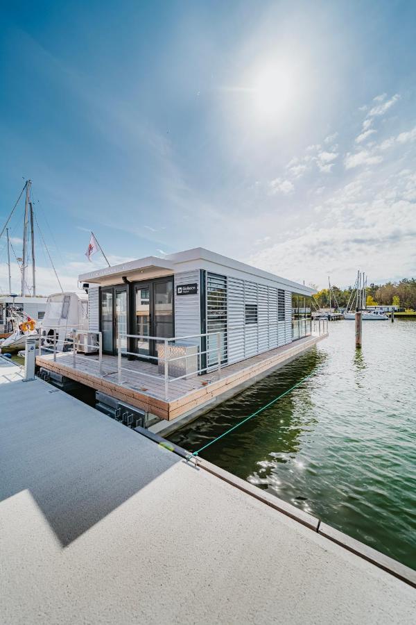 Schwimmendes Ferienhaus "Trinity" Ihr Seahome Auf Der Ostsee بيناموندا المظهر الخارجي الصورة